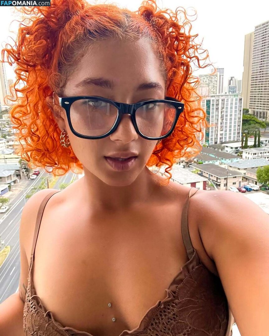 Soleyfaye / https: Nud OnlyFans  Fotografie scursă #22