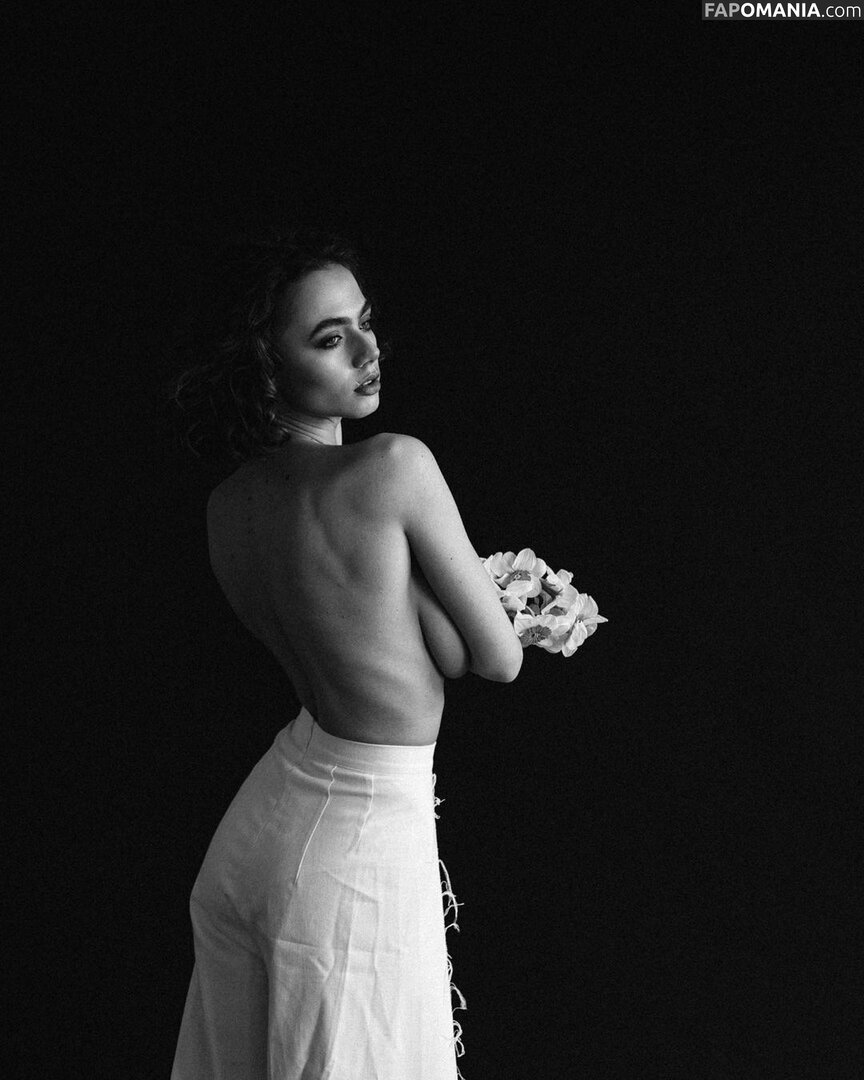 Solomia Maievska / Solomia_Maievska / miamaievska Nud OnlyFans  Fotografie scursă #124