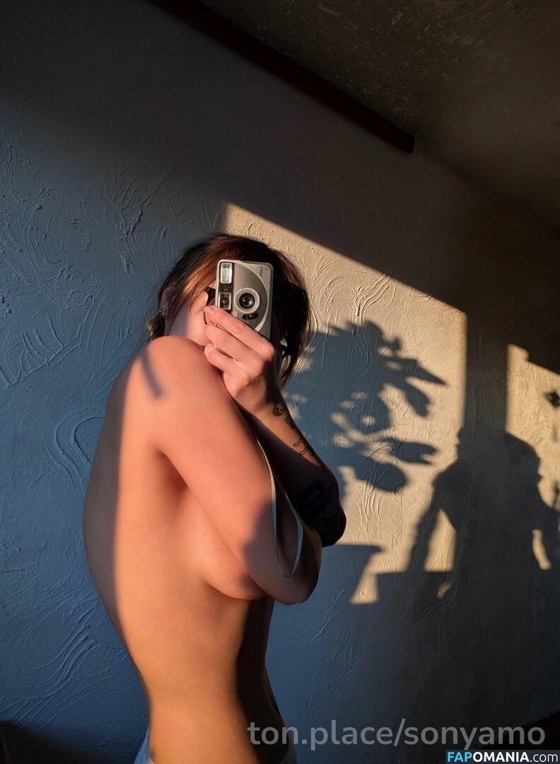 SonyaMO / sonyamoanddough Nud OnlyFans  Fotografie scursă #9