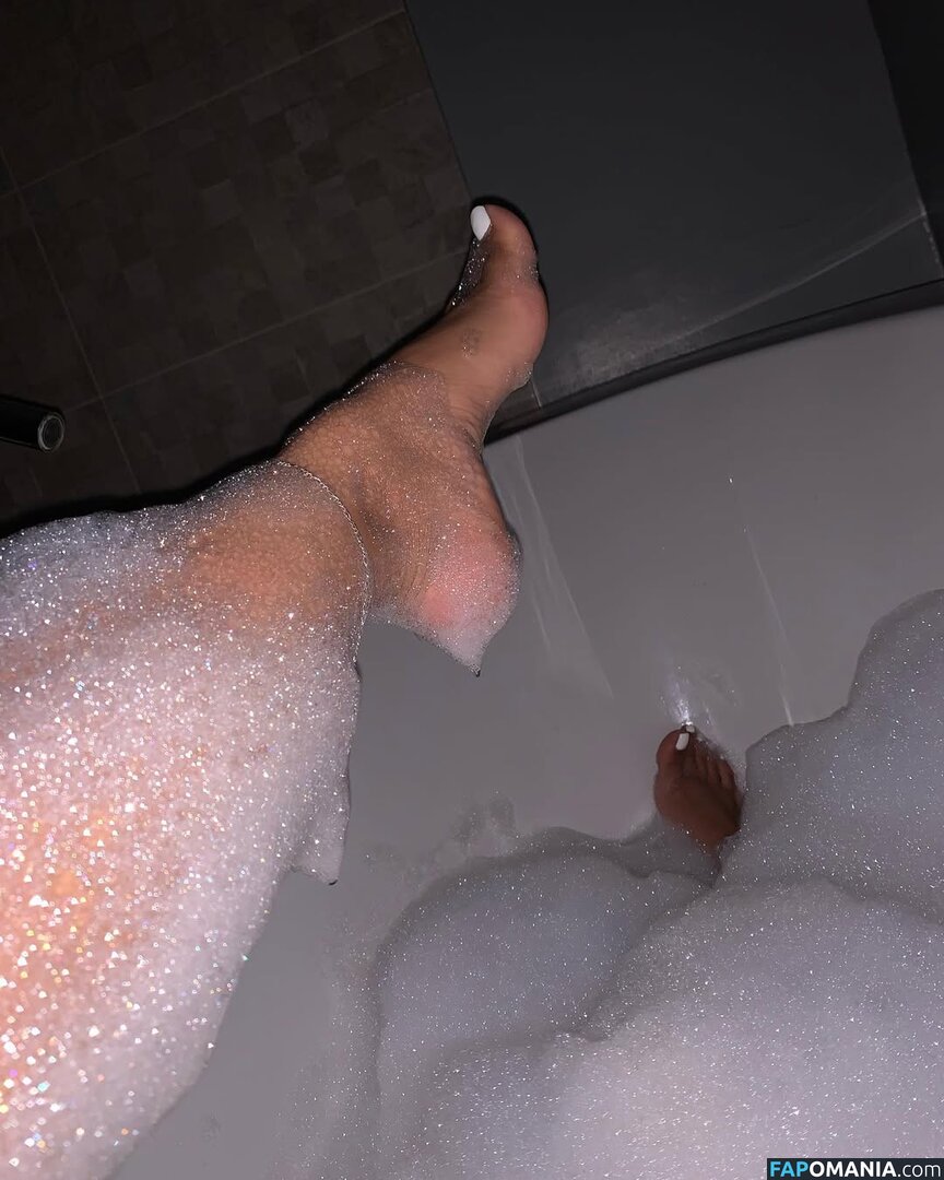 Sophia Abdalla / Sophiatheminx / https: Nud OnlyFans  Fotografie scursă #13