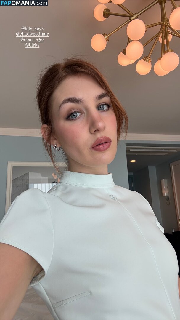Sophie Nélisse / sophie__nelisse Nud OnlyFans  Fotografie scursă #1