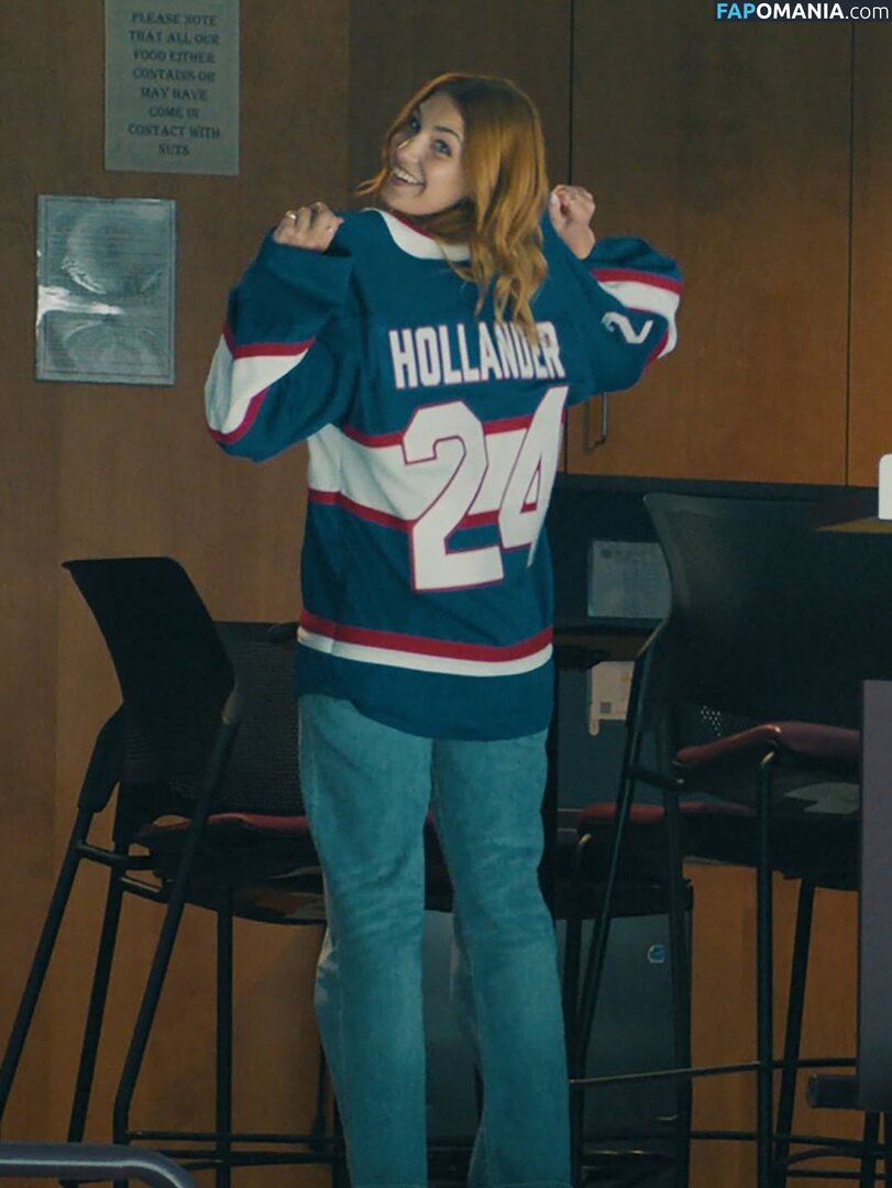 Sophie Nélisse / sophie__nelisse Nud OnlyFans  Fotografie scursă #7