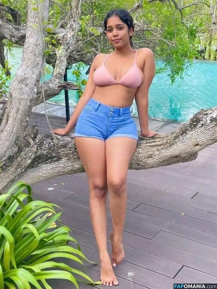 Sri Lanka / Sri Lankan Girls / hashini.guruge / poojaniperera Nud OnlyFans  Fotografie scursă #13