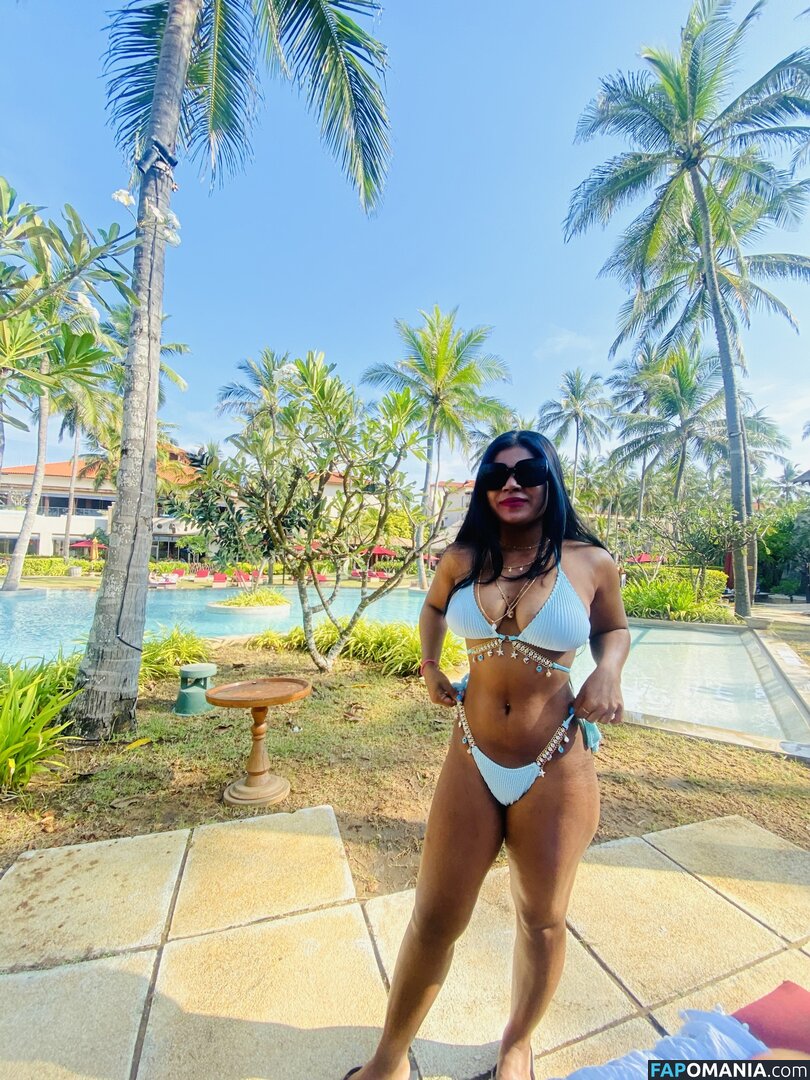 Sri Lanka / Sri Lankan Girls / hashini.guruge / poojaniperera Nud OnlyFans  Fotografie scursă #80
