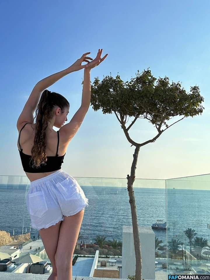 Derwald / Stefania Deriabina / st.efania4105 / st.efania_deriabina / xostefania Nud OnlyFans  Fotografie scursă #53