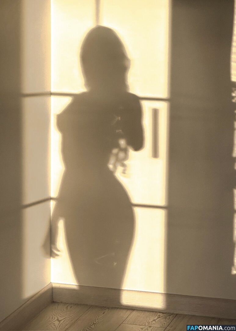 Derwald / Stefania Deriabina / st.efania4105 / xostefania Nud OnlyFans  Fotografie scursă #212