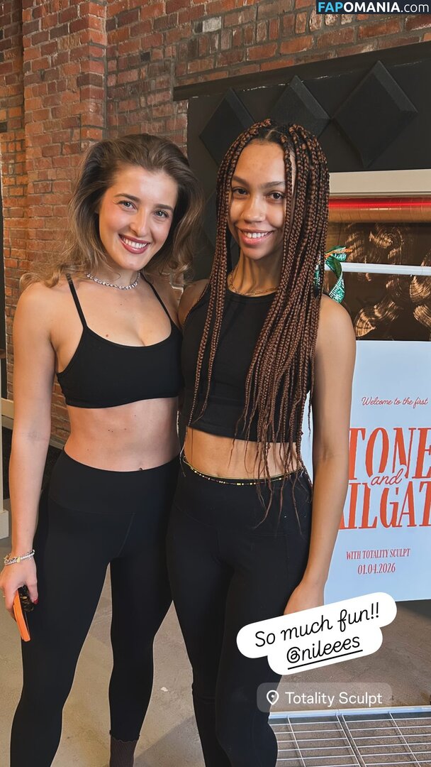 Stephanie Niles / https: / nileees Nud OnlyFans  Fotografie scursă #1