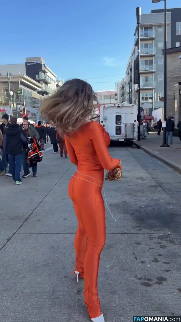 Stephanie Niles / https: / nileees Nud OnlyFans  Fotografie scursă #10