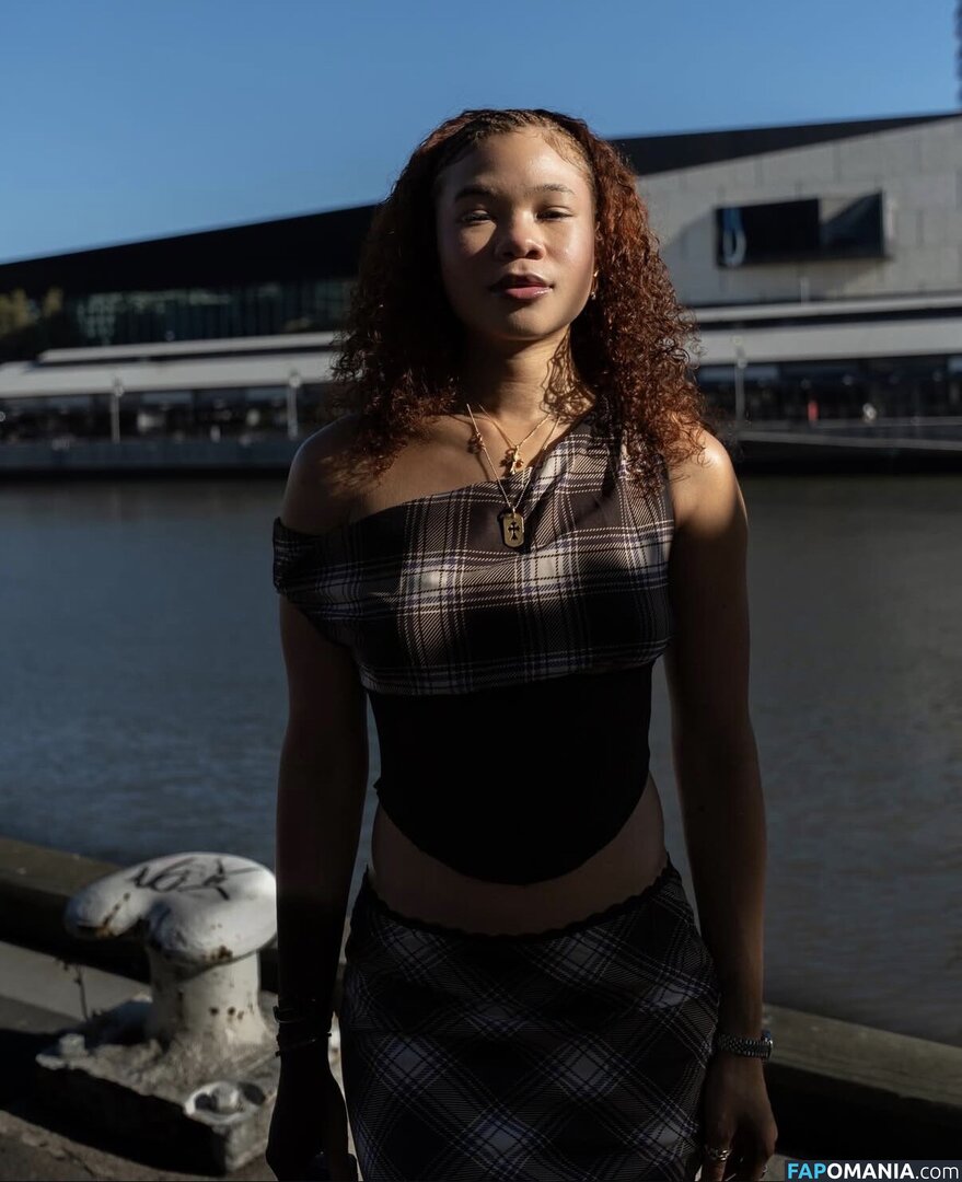 Storm Reid / stormikush / stormreid Nud OnlyFans  Fotografie scursă #485