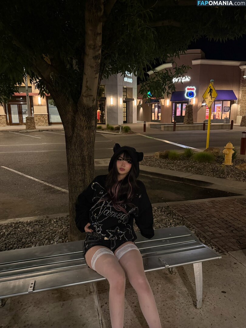 beanluvr13 / strawbari.zz / strawbarie / strawbarizz Nud OnlyFans  Fotografie scursă #5