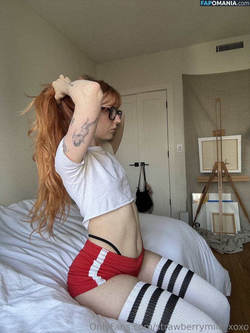 StrawbMilk_xoxo / strawberrymilk__xoxo / strawberrymilk_xoxo Nud OnlyFans  Fotografie scursă #5