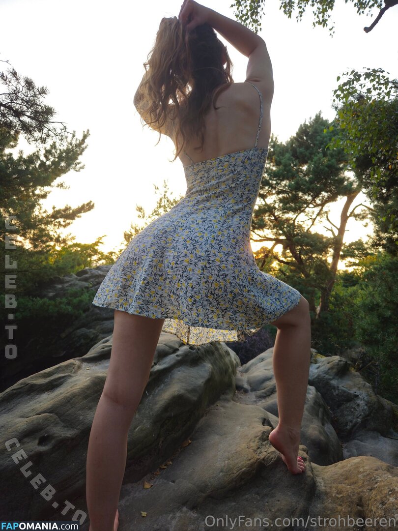 strohbeeren Nud OnlyFans  Fotografie scursă #2