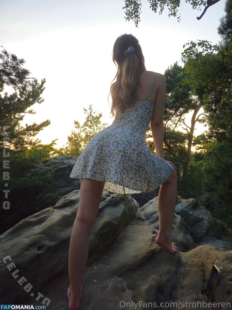 strohbeeren Nud OnlyFans  Fotografie scursă #3