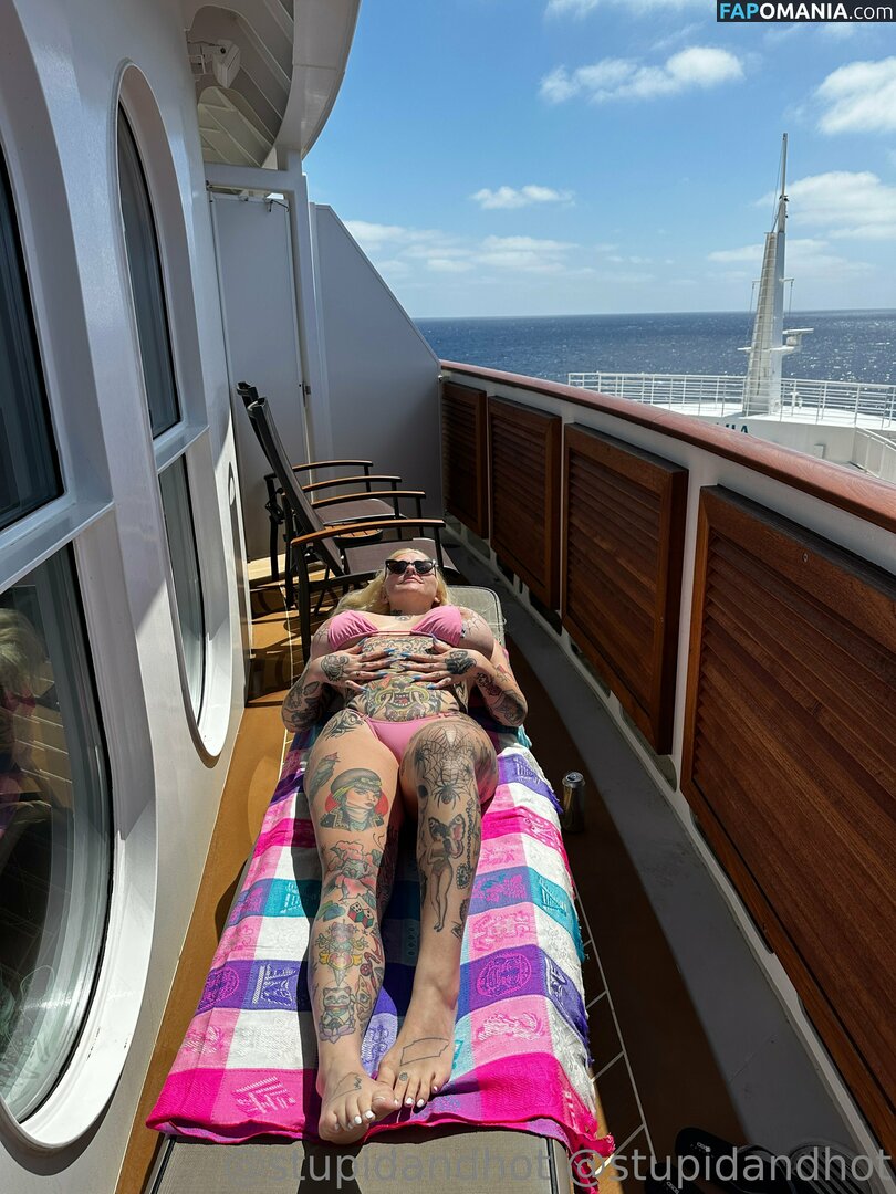 krispypinaham / stupiderandhotter Nud OnlyFans  Fotografie scursă #2