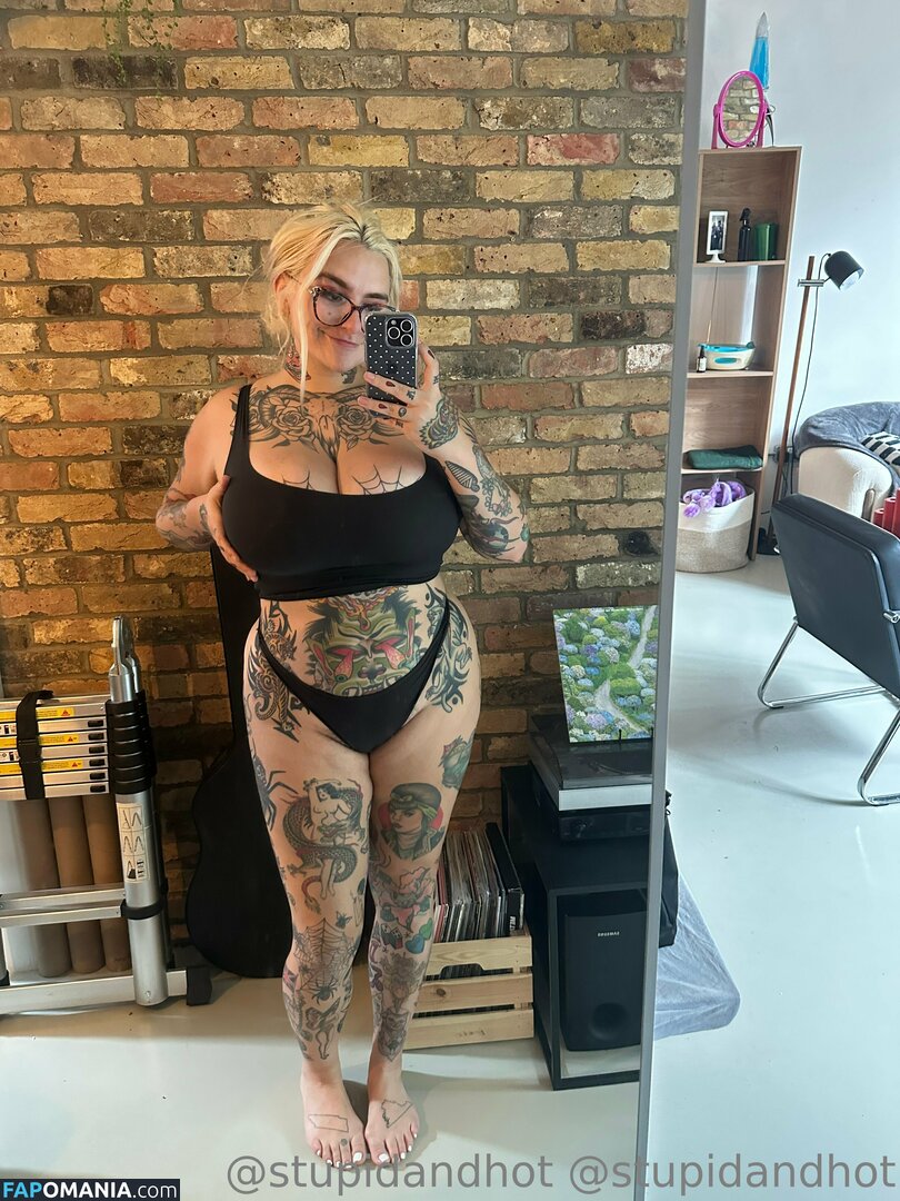 krispypinaham / stupiderandhotter Nud OnlyFans  Fotografie scursă #7