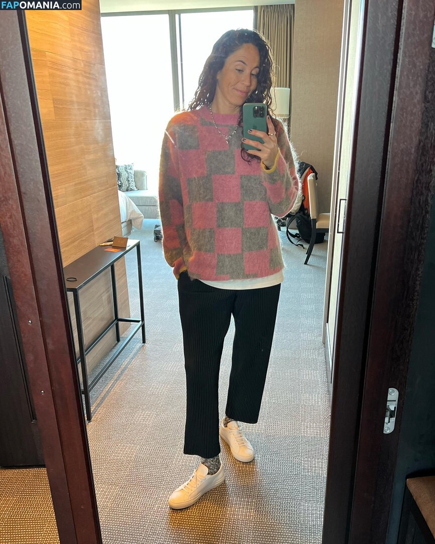 Sue Bird / WNBA Player / https: / s10bird / sbird10 Nud OnlyFans  Fotografie scursă #5
