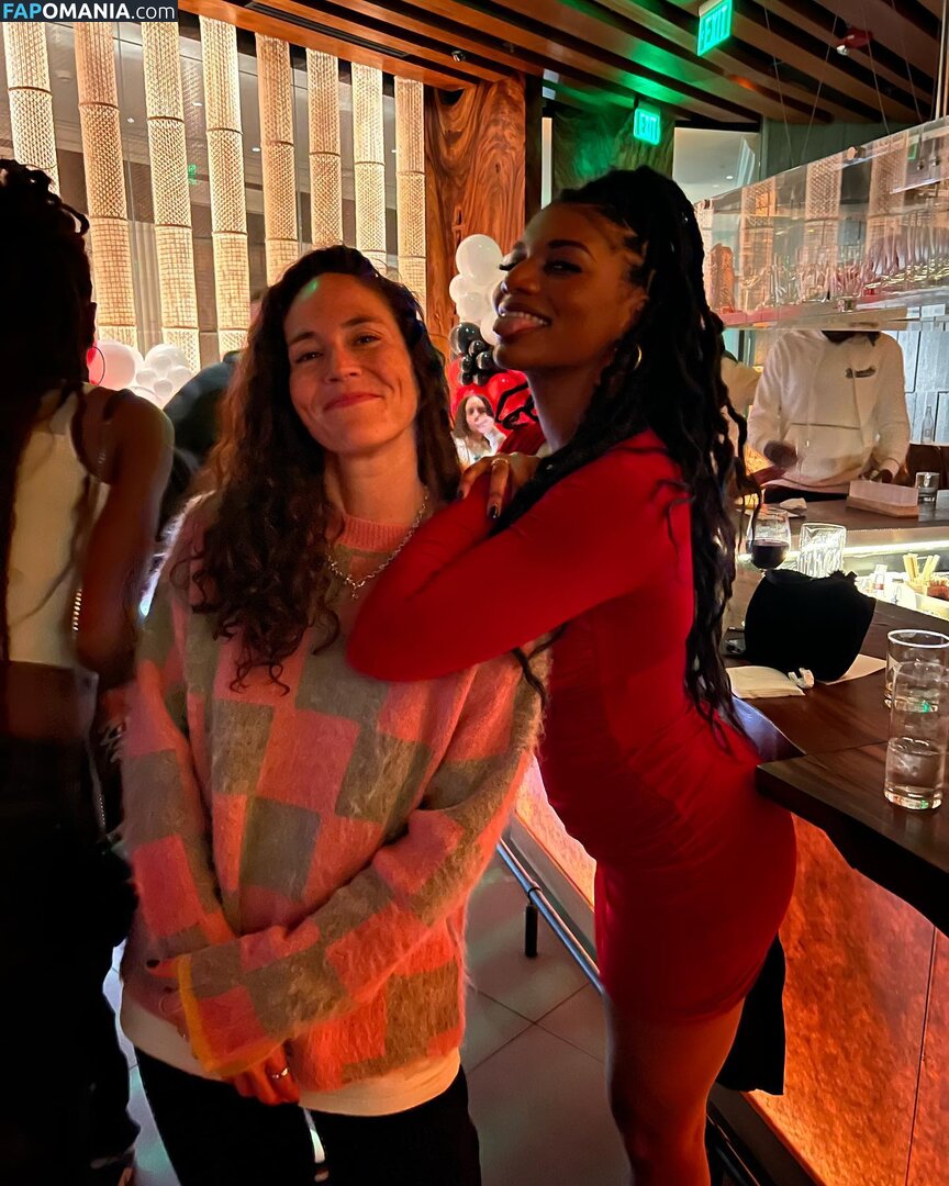 Sue Bird / WNBA Player / https: / s10bird / sbird10 Nud OnlyFans  Fotografie scursă #6