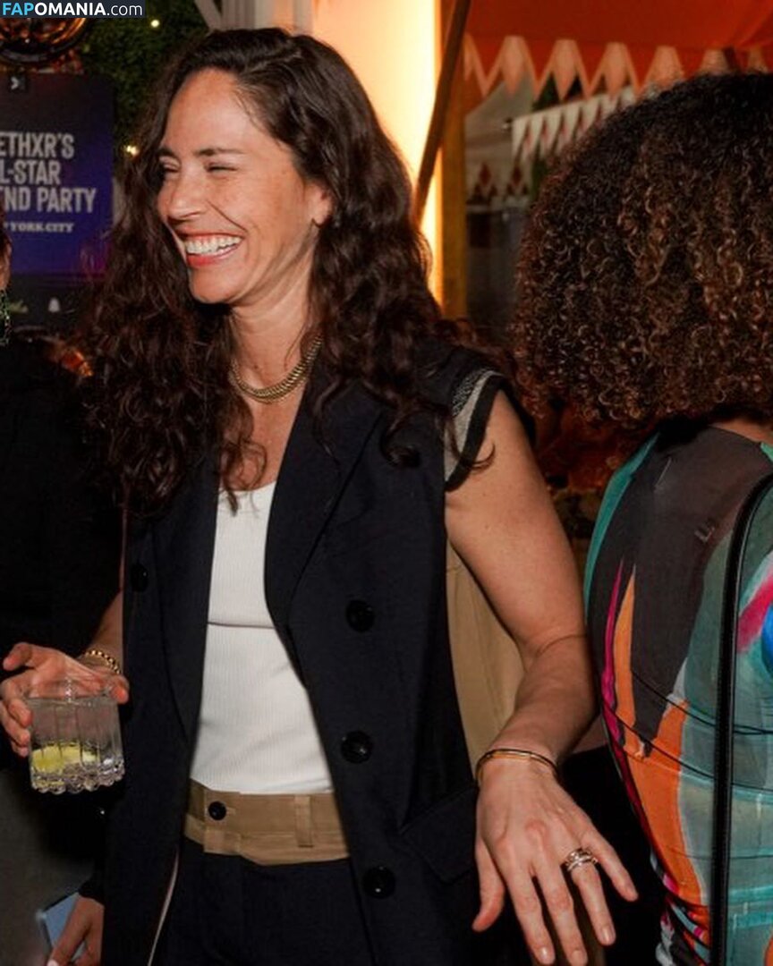 Sue Bird / WNBA Player / https: / s10bird / sbird10 Nud OnlyFans  Fotografie scursă #15