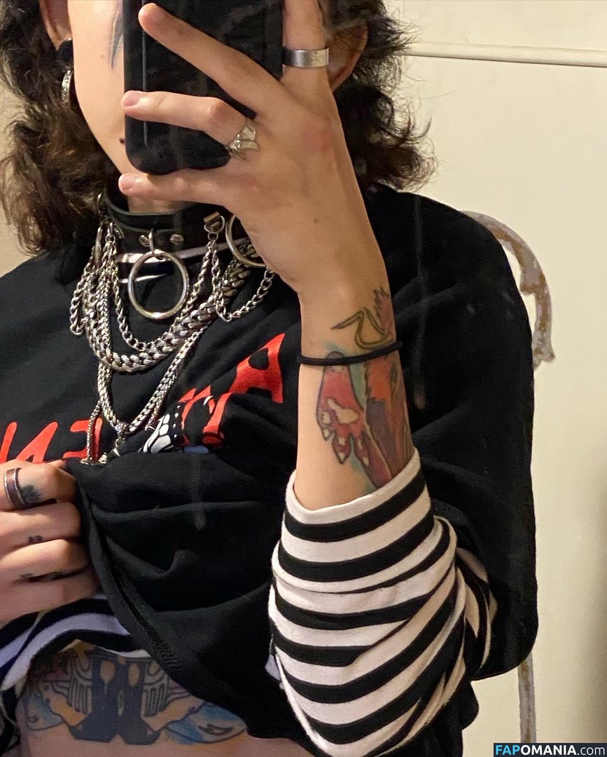 Azmideus / Suedmza / xslxtx Nud OnlyFans  Fotografie scursă #29