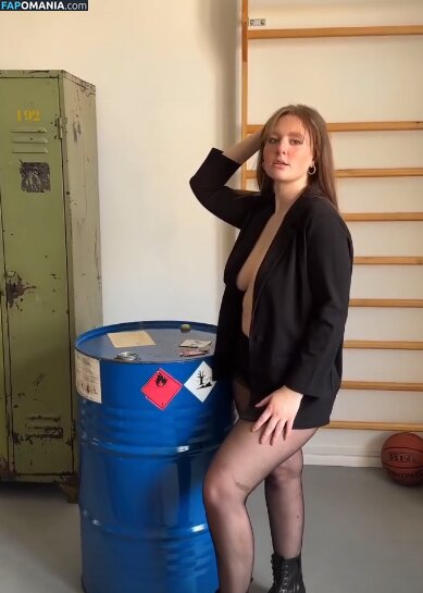 huladew / juliamia_official / suesses.rot Nud OnlyFans  Fotografie scursă #62