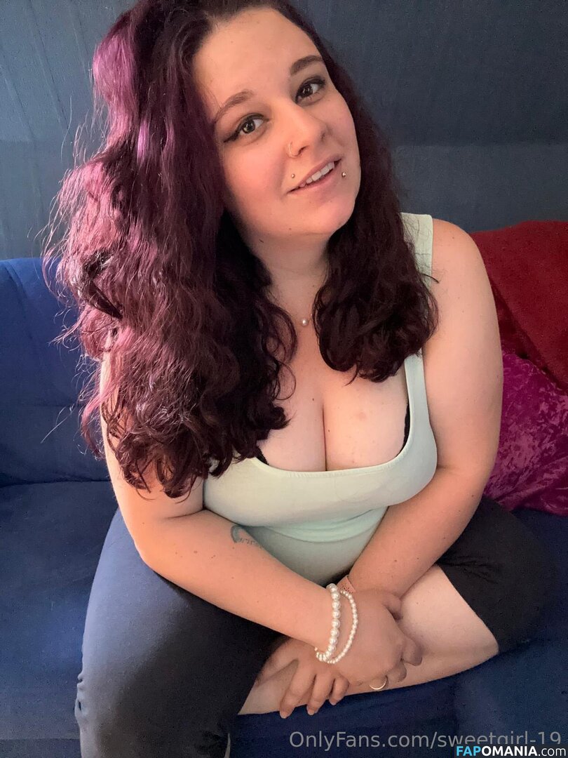 sweetgirl-1998 / sweetgirl1998.offiziell Nud OnlyFans  Fotografie scursă #18