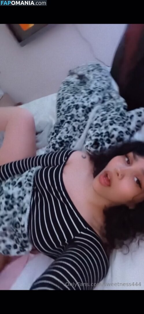 Sweetness444 / selenamacc Nud OnlyFans  Fotografie scursă #1