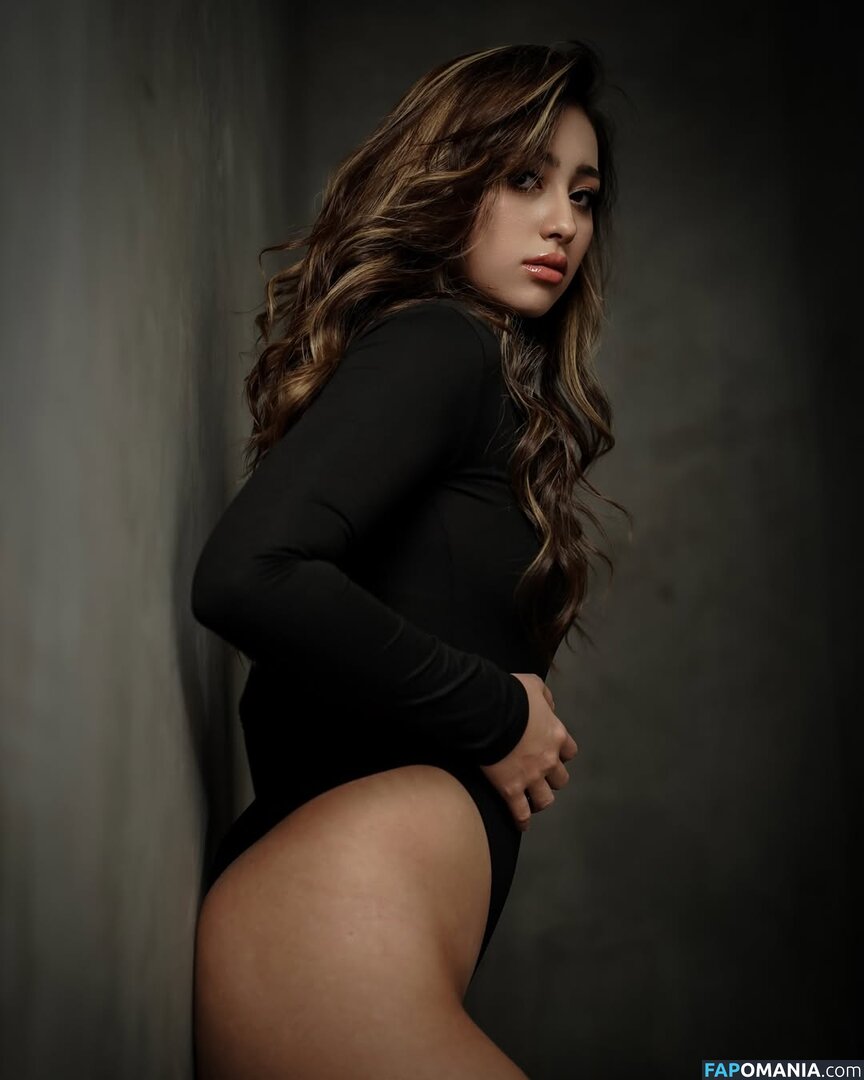 bodysuit megathread / swimsuit Nud OnlyFans  Fotografie scursă #11