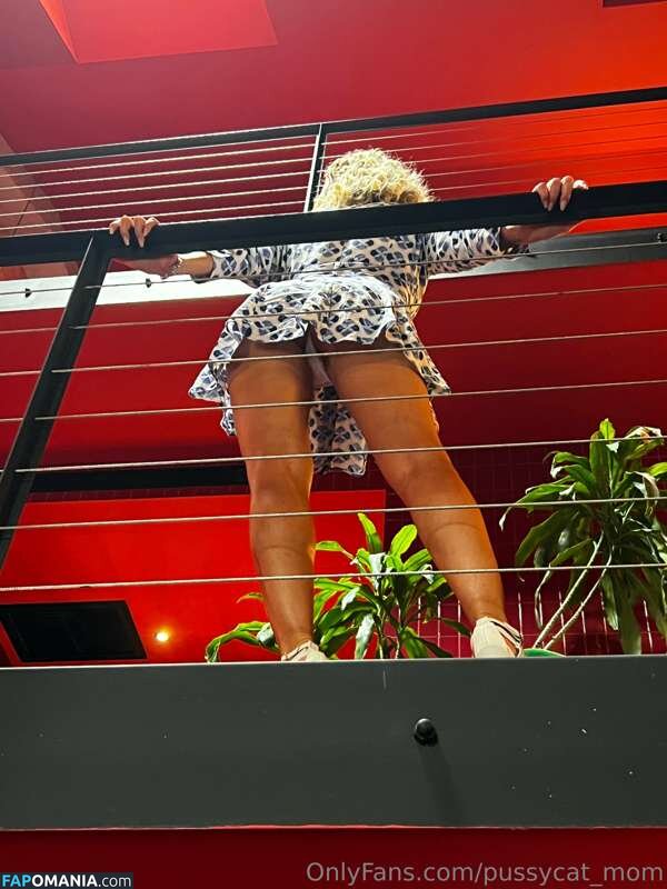 SwingerMom / pussycat_mom Nud OnlyFans  Fotografie scursă #17