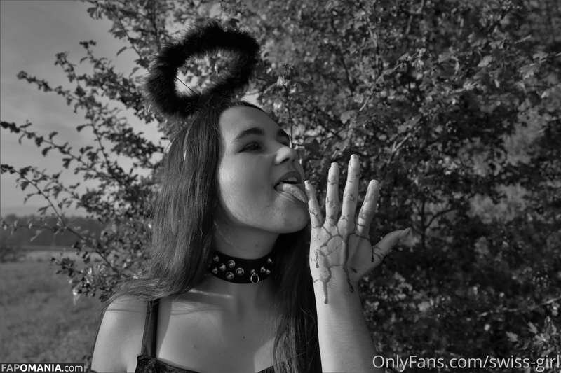Swiss-Girl / https: / swiss-girl-vip / swissgirlvanessa Nud OnlyFans  Fotografie scursă #20