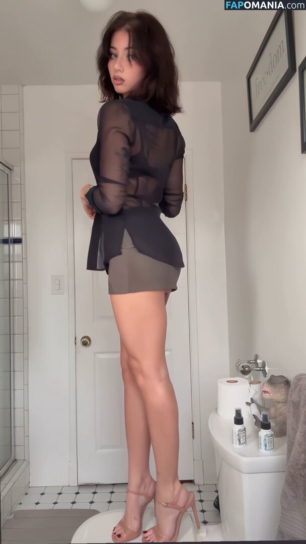 Sydney Taylor / atsydneytaylor / sydneyy.taylor Nud OnlyFans  Fotografie scursă #1
