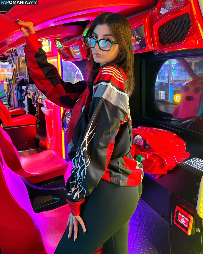 Taba Ardestani / taba_ardestani / tabaardestani Nud OnlyFans  Fotografie scursă #4