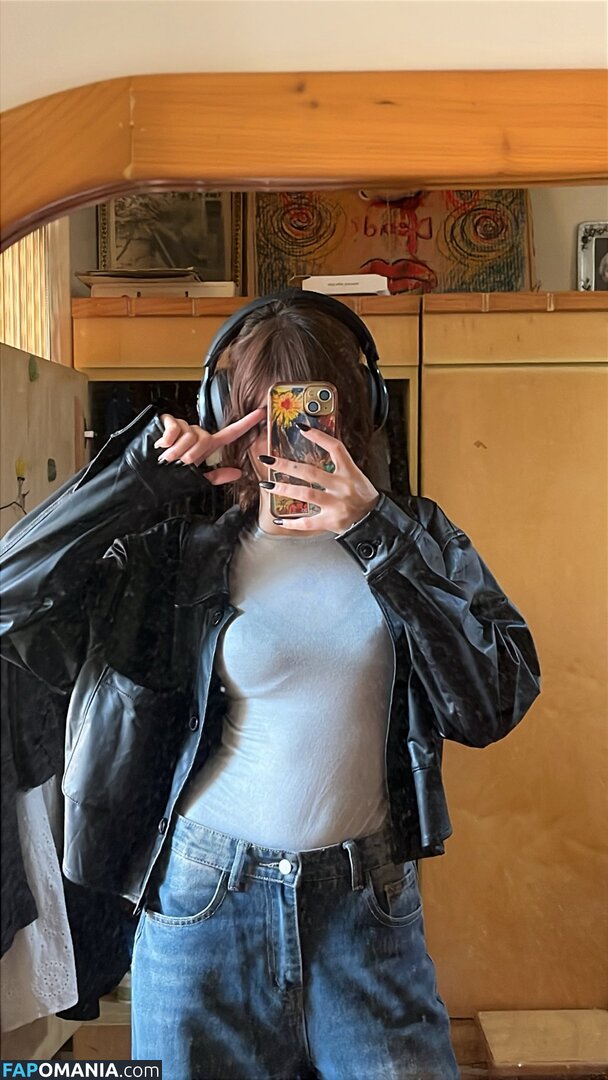 https: / takordack / tinaa.haghani Nud OnlyFans  Fotografie scursă #17