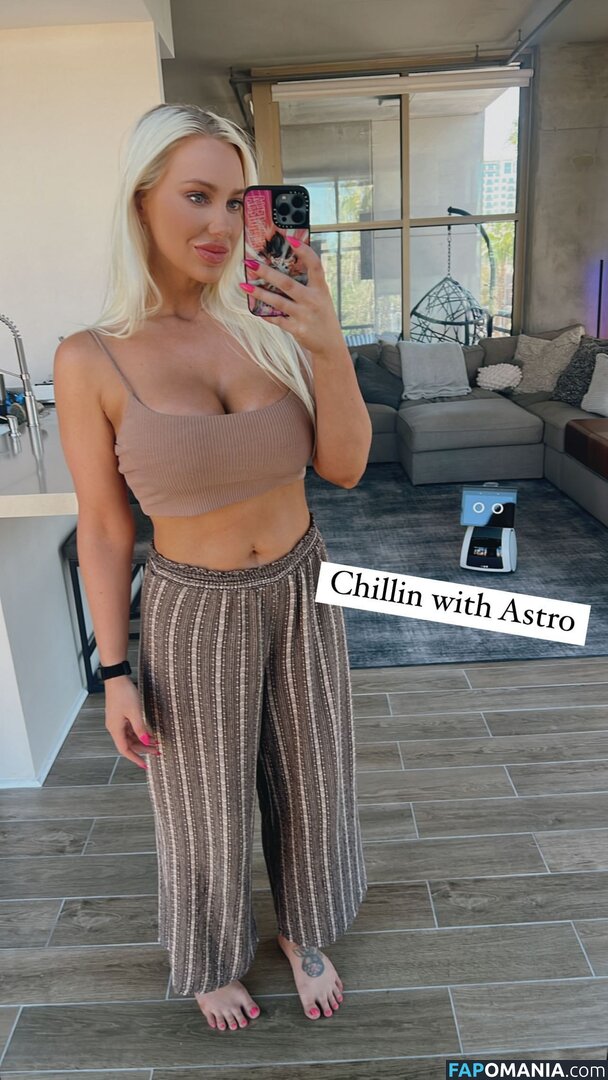 Simp Chat / Tara Babcock / tarababcock Nud OnlyFans  Fotografie scursă #831