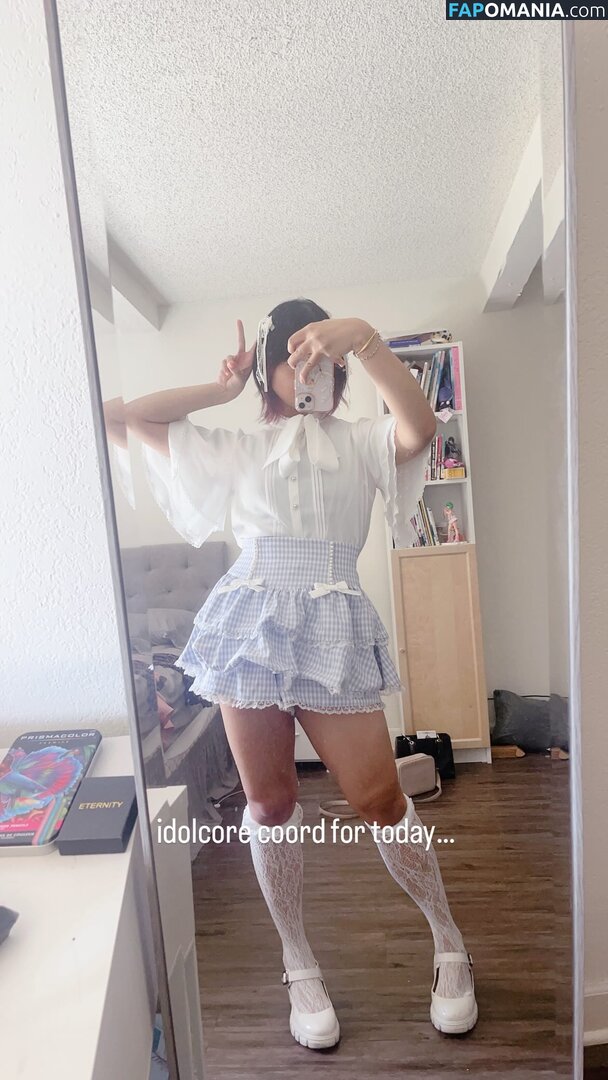 Reina / reina.xo / tarantunya / yousoromi Nud OnlyFans  Fotografie scursă #12