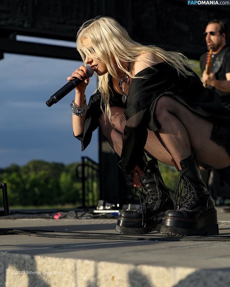 Taylor Momsen / aryelsoul / taylormomsen Nud OnlyFans  Fotografie scursă #32
