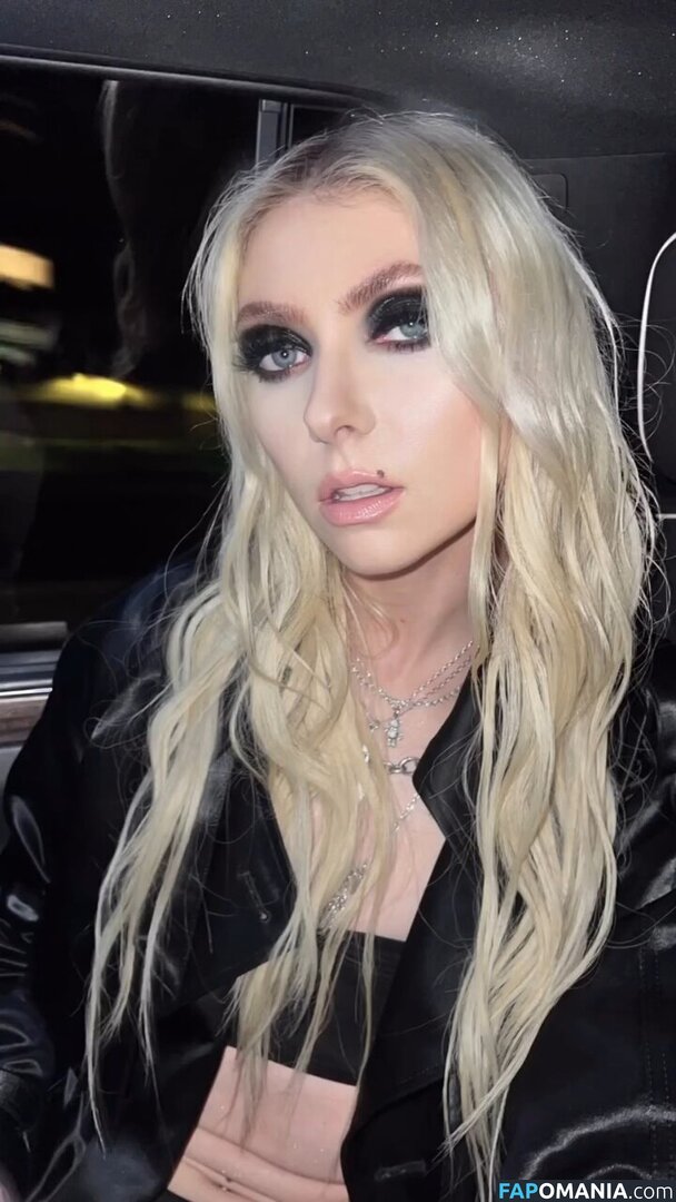 Taylor Momsen / aryelsoul / taylormomsen Nud OnlyFans  Fotografie scursă #701