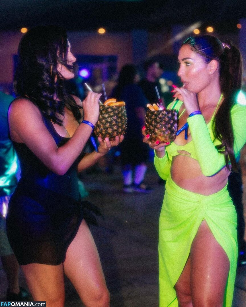 Nikki Bella & Brie Bella / The Bella Twins / thenikkibella Nud OnlyFans  Fotografie scursă #138
