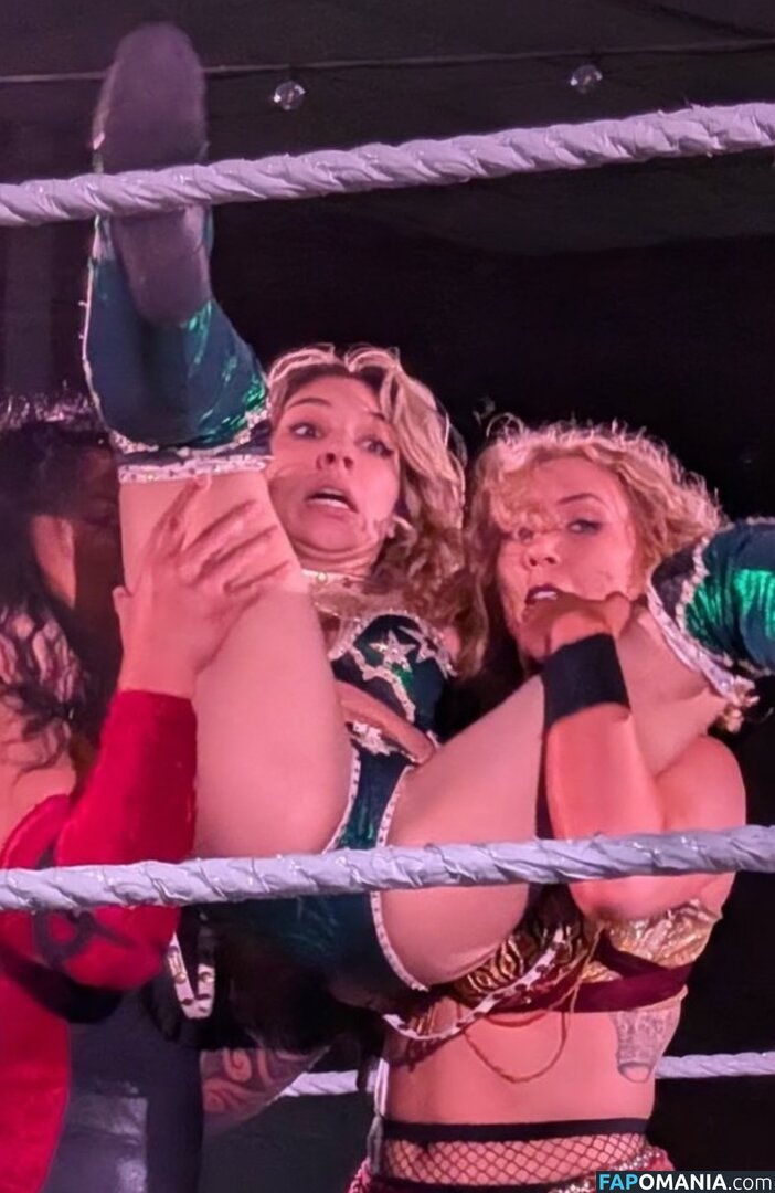 Thea Hail / theahail_wwe Nud OnlyFans  Fotografie scursă #5