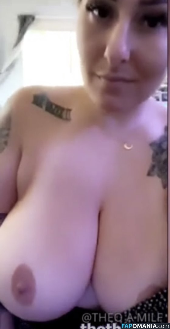 Inkedmamiii / Theoamilf / inkedmamii / theoamilfy Nud OnlyFans  Fotografie scursă #2