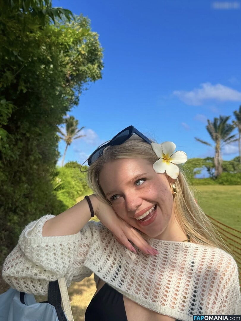 Thesi.Sophie / thesisophie Nud OnlyFans  Fotografie scursă #1