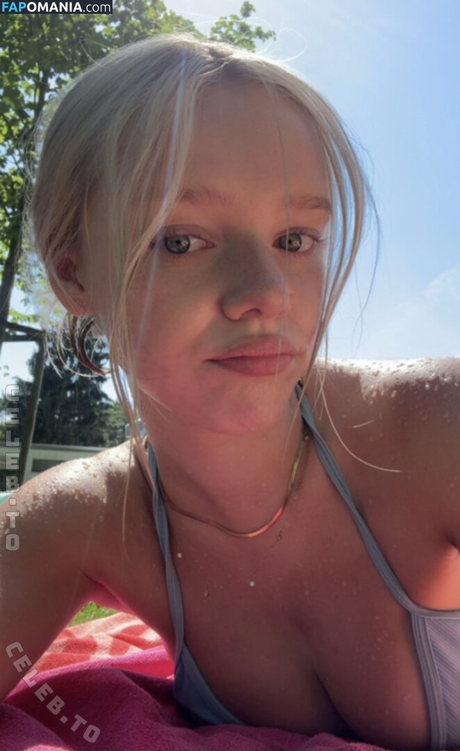 Thesi.Sophie / thesisophie Nud OnlyFans  Fotografie scursă #8