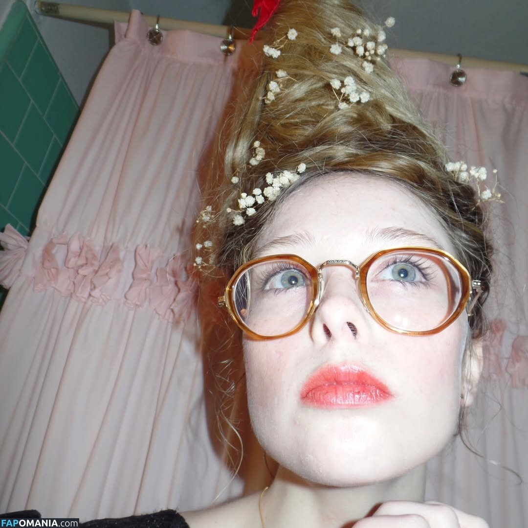 SuzieSon / charlieisomething / mymotherfvckedmickjagger / thestrawberrybutcher Nud OnlyFans  Fotografie scursă #10