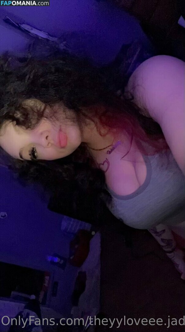 theyyloveee.jadahh Nud OnlyFans  Fotografie scursă #2