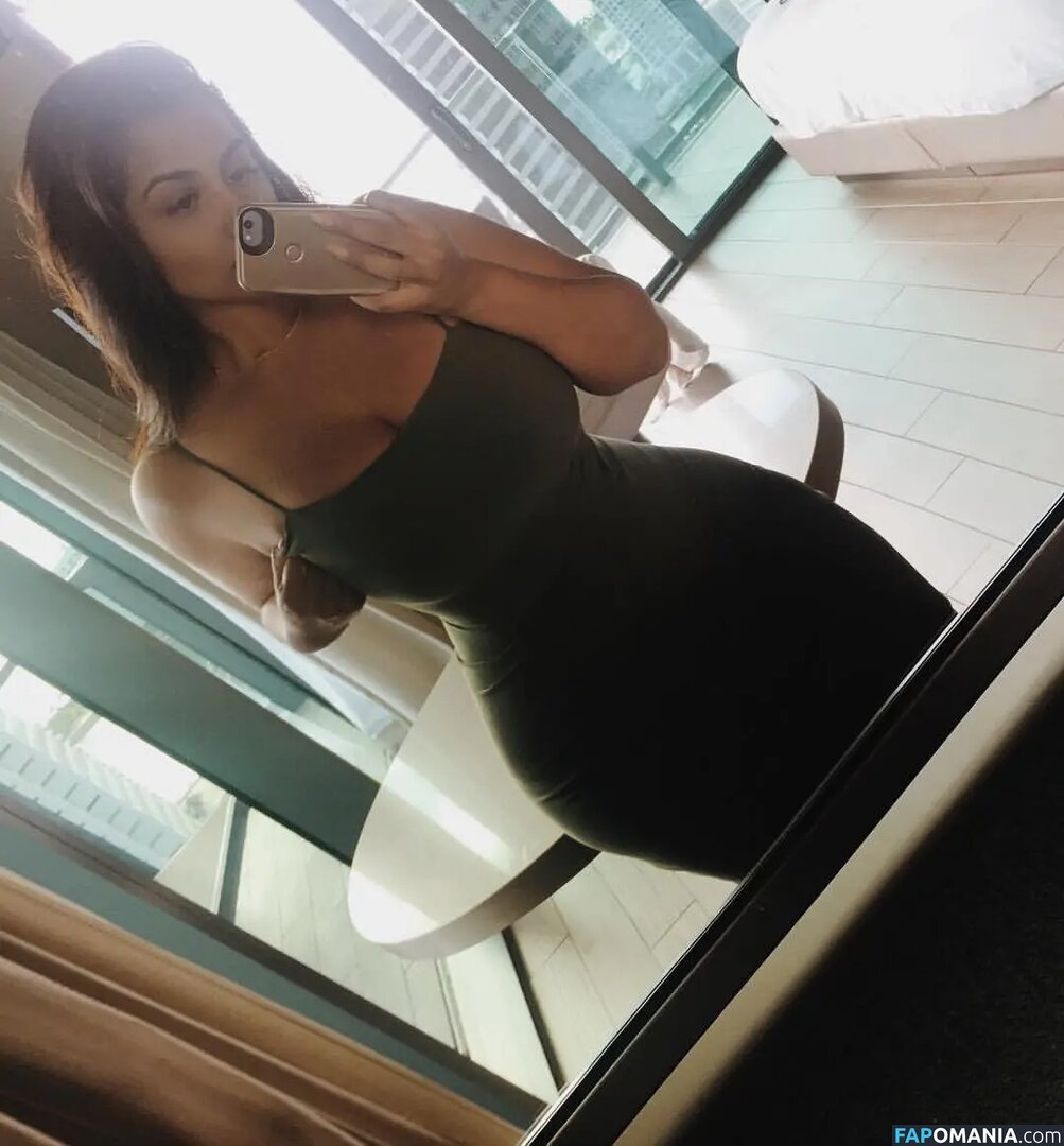 Thickest Desi Babe / curvyindians / thickestdesibabe Nud OnlyFans  Fotografie scursă #16