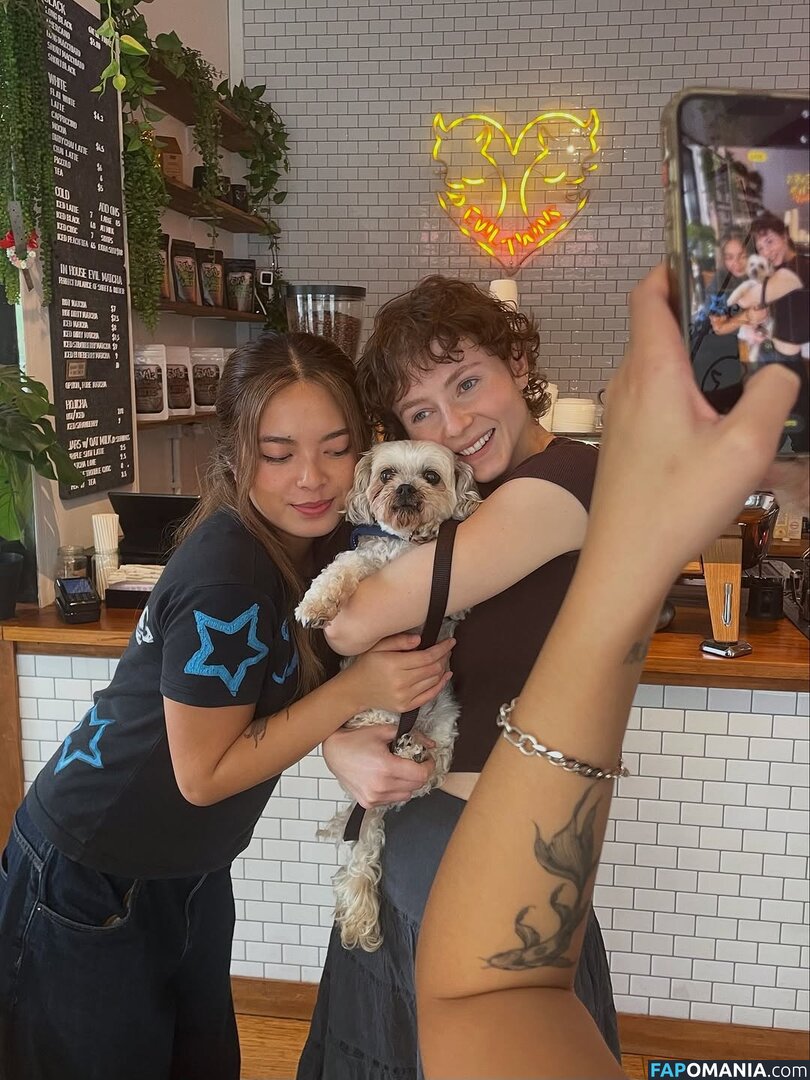 Thomasin Mckenzie / mackzjoness / thomasin.mckenzie Nud OnlyFans  Fotografie scursă #34