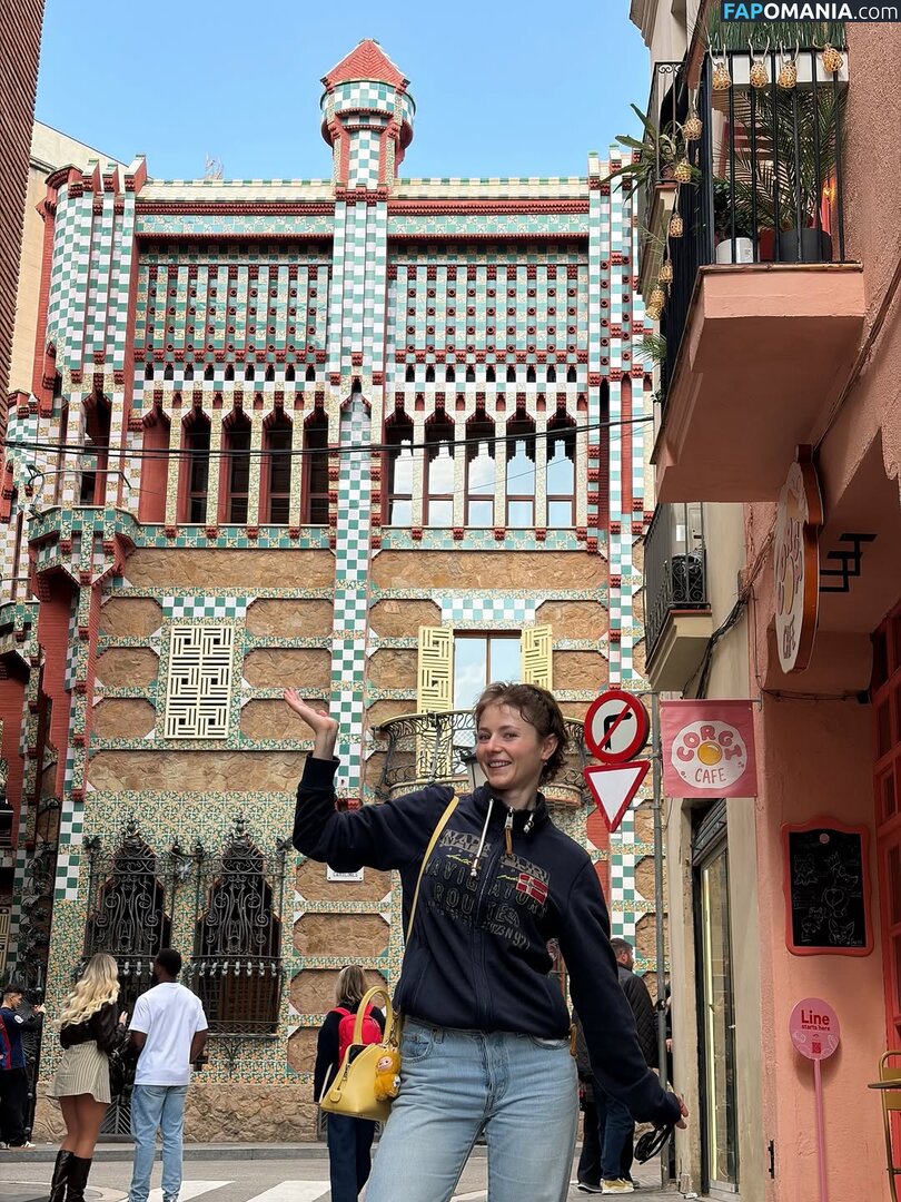 Thomasin Mckenzie / mackzjoness / thomasin.mckenzie Nud OnlyFans  Fotografie scursă #35