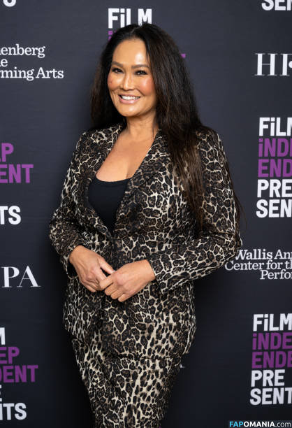 Tia Carrere / tiacarrere Nud OnlyFans  Fotografie scursă #20