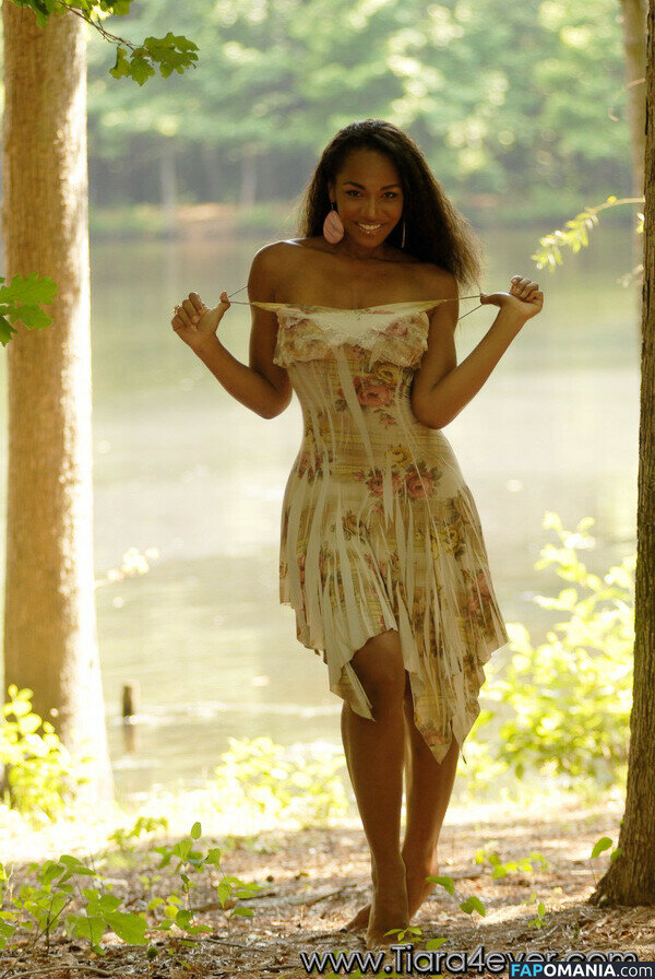 Tiara Harris / Tiara Kristine / Tiara_Kristine / hooters_best / tiarakristine / tkristine Nud OnlyFans  Fotografie scursă #5