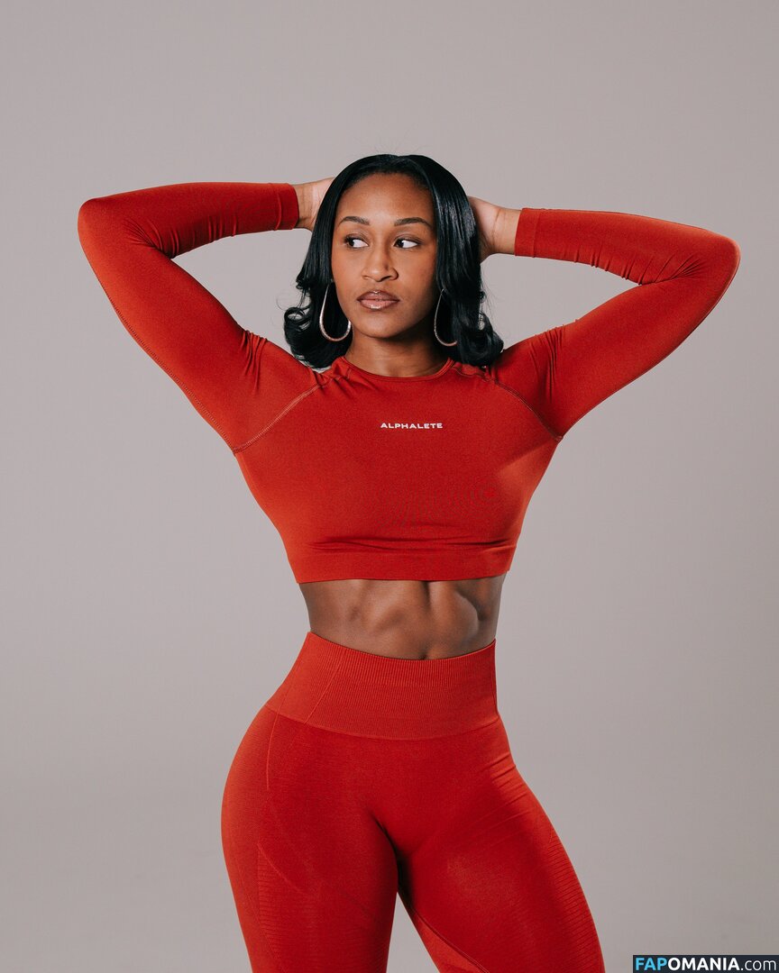 T.hoowww / Tiara Howard Nud OnlyFans  Fotografie scursă #20