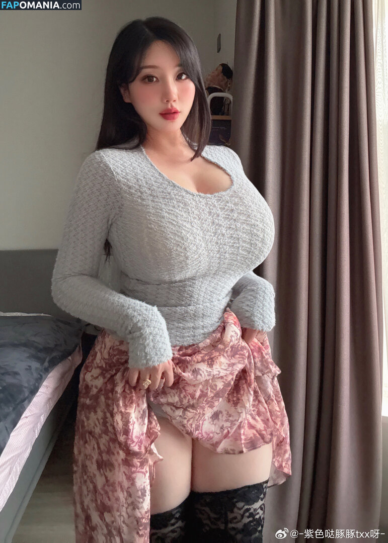 Tong xiaoxin / 童小芯 Nud OnlyFans  Fotografie scursă #2